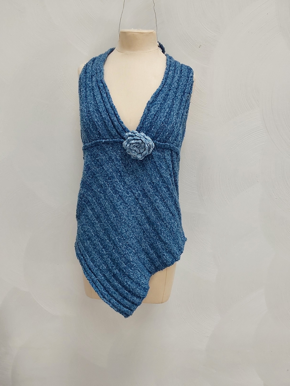 Nwot Kimchi Blue Crochet Knit Halter Top M